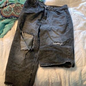 Black Straightleg Jeans